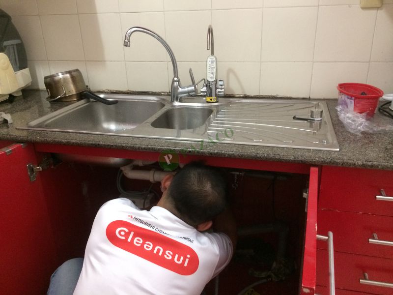 Pazaco lắp đặt máy lọc nước eu301 tại quận Phú Nhuận
